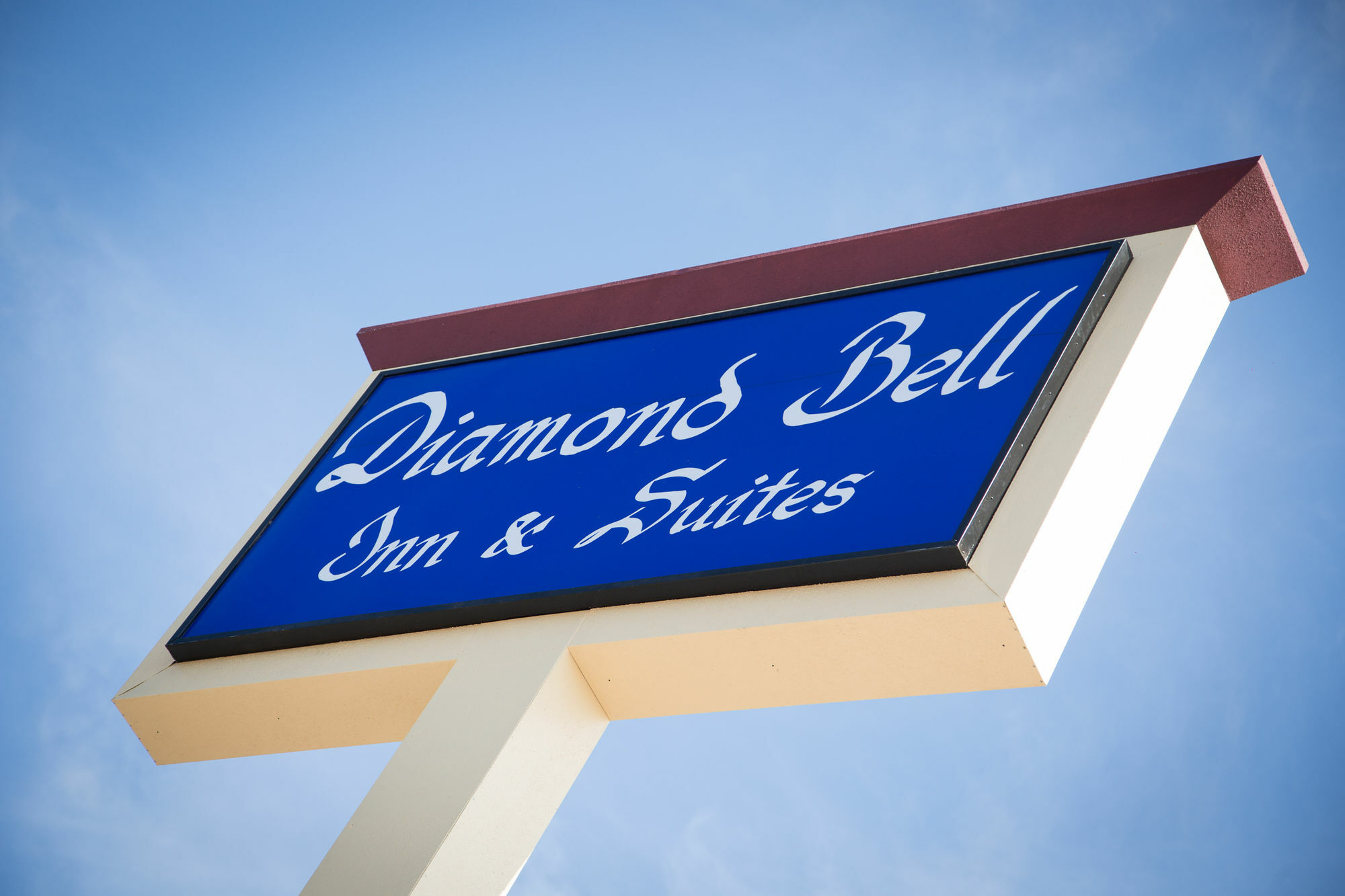 Diamond Bell Inn & Suites Exterior foto